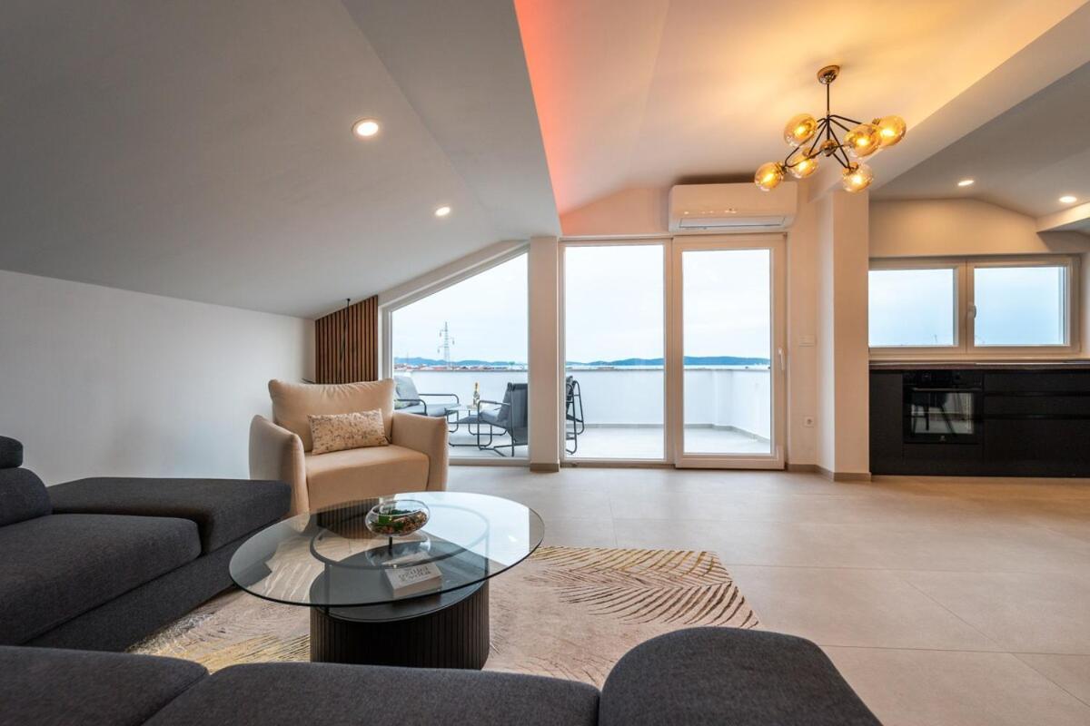 Penthouse Oasis With Sea Views And Terrace Apartman *